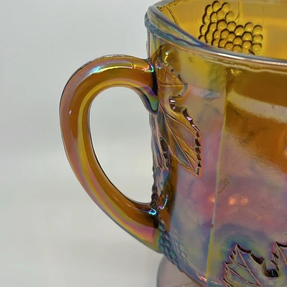 Vintage Indiana Gold Amber Carnival Glass Harvest Grape Pitcher - Picture 5 of 10